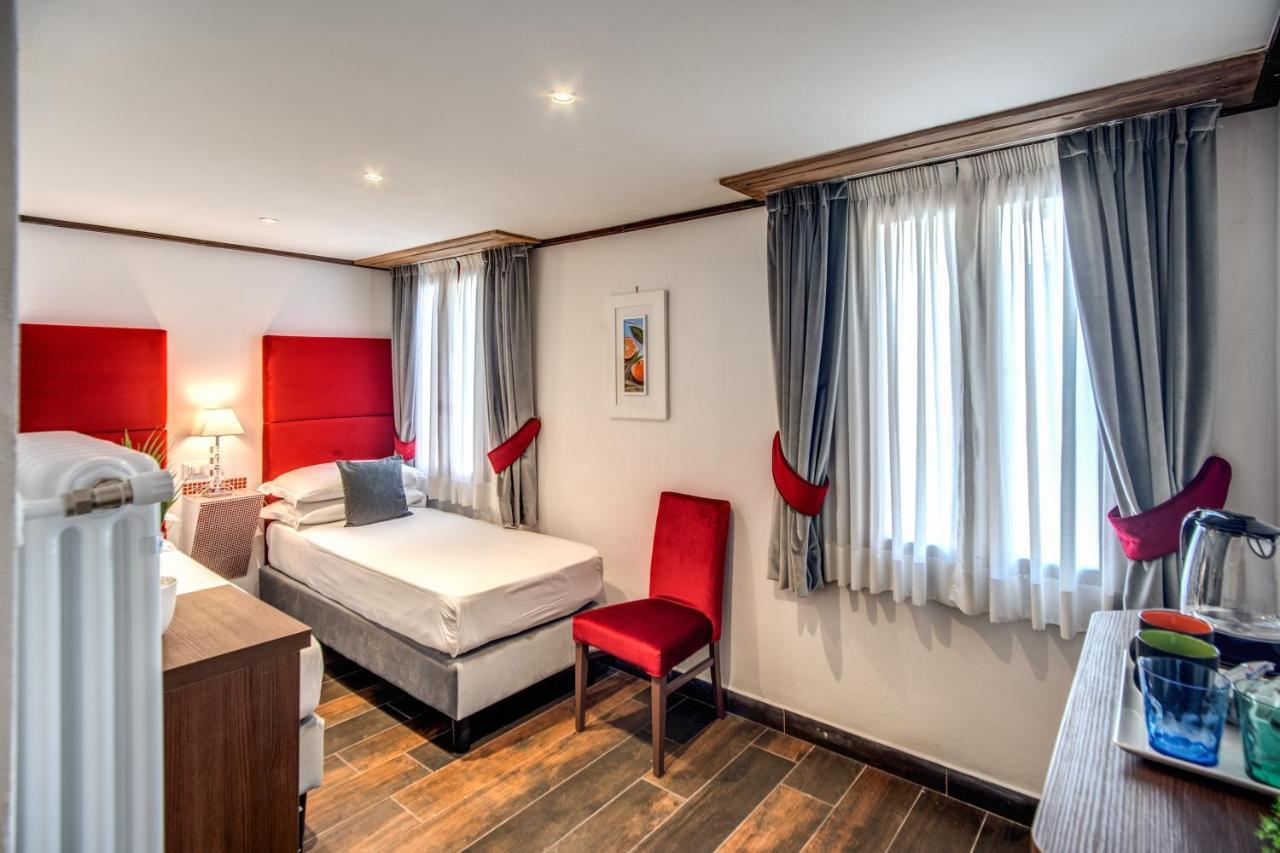 Piazza Di Spagna Comfort Rooms Roma Ngoại thất bức ảnh